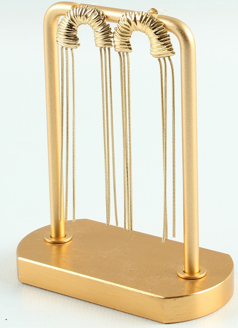 PENDIENTES DE ACERO