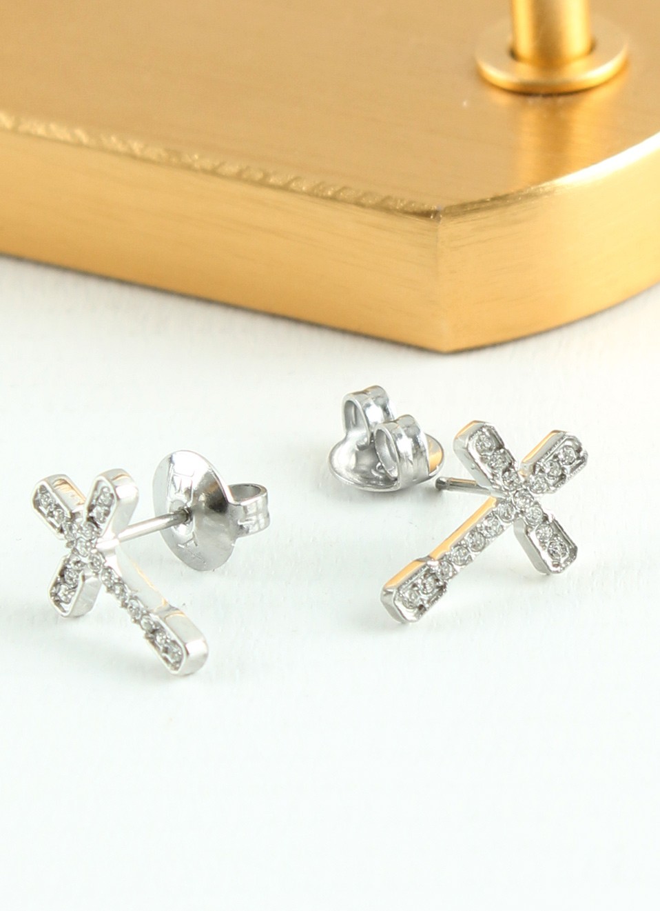 Pendientes de acero