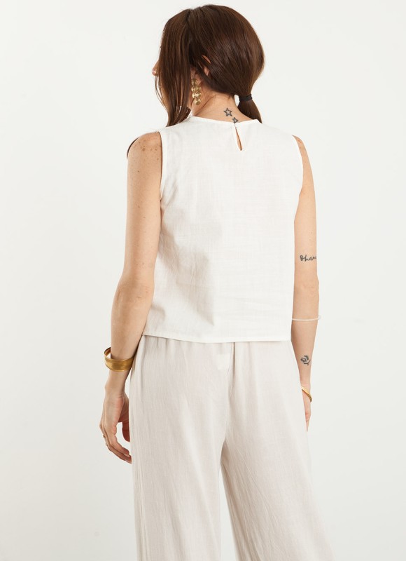 Blusa Sin Mangas Bordada Mujer | Moda Femenina | Premonición.online