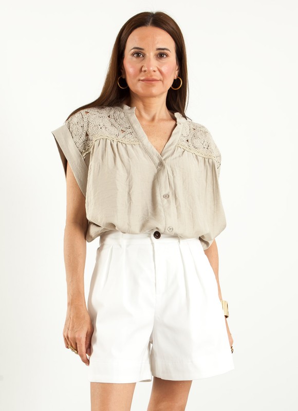 Camisa Oversize Crochet Mujer | Hombros | 18€ | Premonición.online