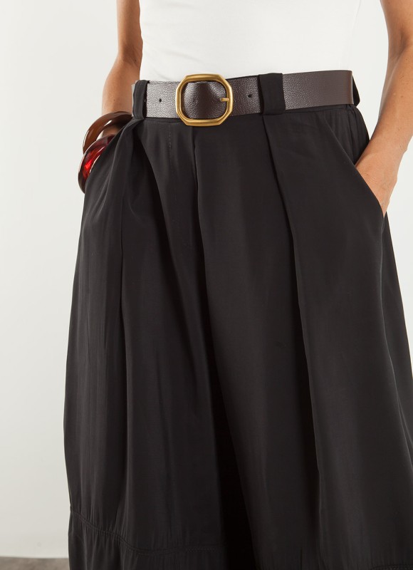 Pantalón Capri con Pinzas Mujer | Moda Femenina | Premonición.online