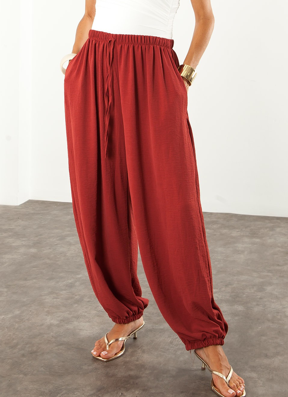Pantalón Ballon Fluido Mujer | Varios Colores | 16€ | Premonición.online