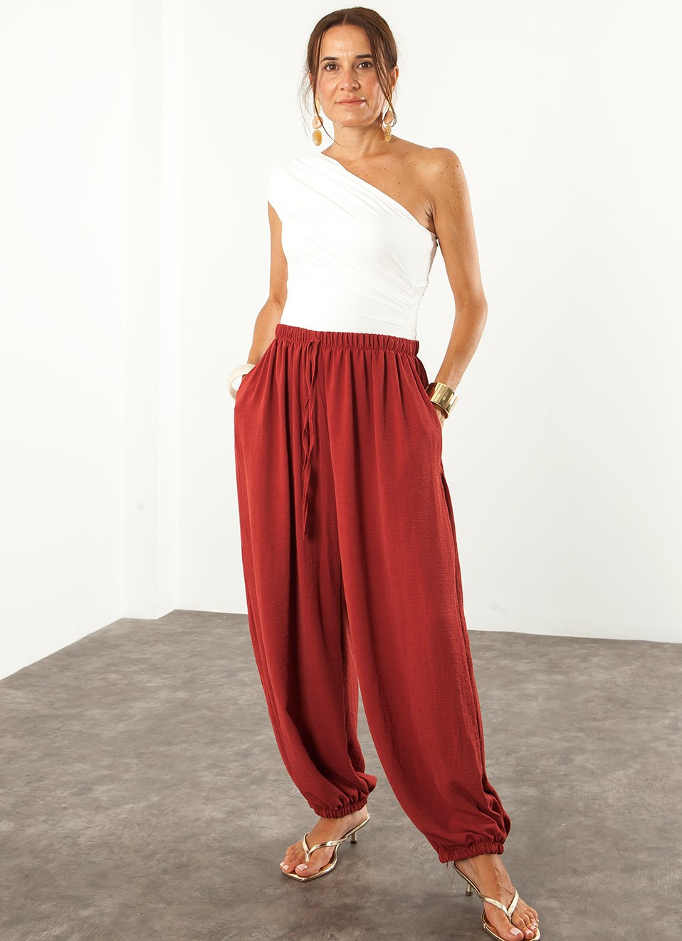 Pantalón Ballon Fluido Mujer | Varios Colores | 16€ | Premonición.online