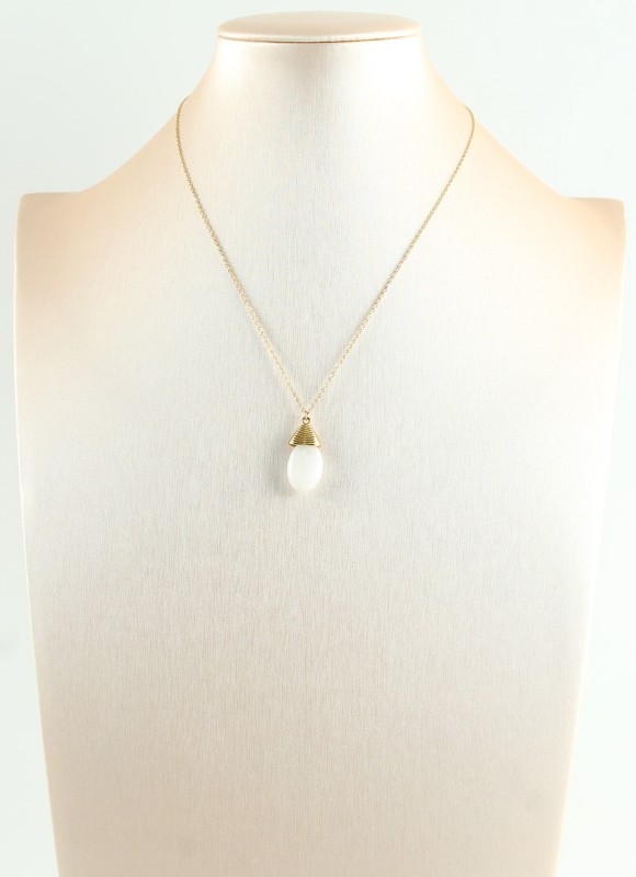Collares de Acero Inoxidable Mujer | Calidad y Diseños | Premonición.online