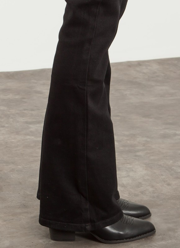 Jeans Flare Negro con Licra Mujer | Moda | Premonición.online