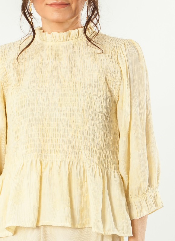 Blusa nido de abeja
