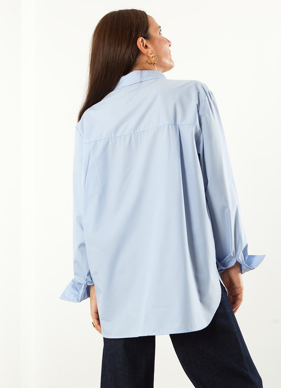 Camisa Popelín Mujer | Básica, Elegante y Versátil | Premonición.online