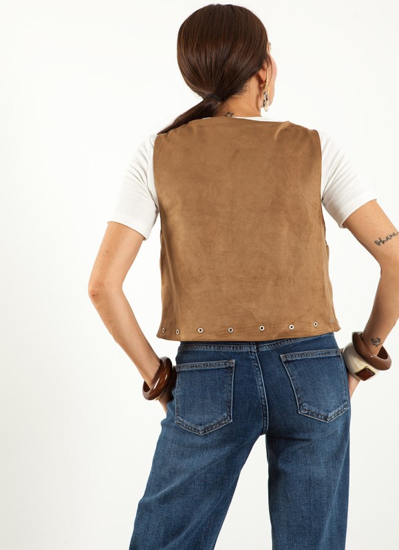 Chaleco Camel Efecto Ante Mujer | Con Argollas | Premonición.online