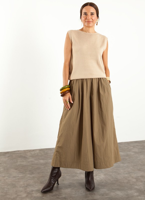 Pantalón Capri Mujer | Marrón y Verde | Tendencia | Premonición.online