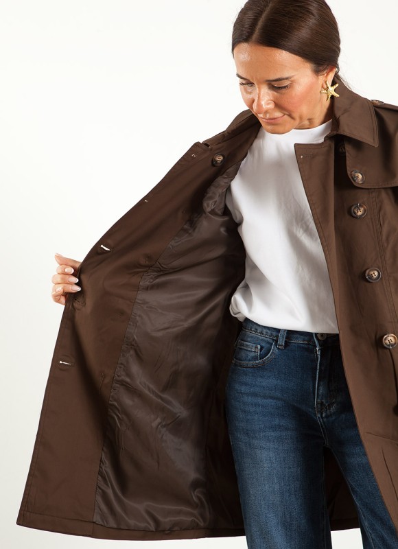 Gabardina Tres Cuartos Marrón Chocolate Mujer | Elegante | Premonición.online