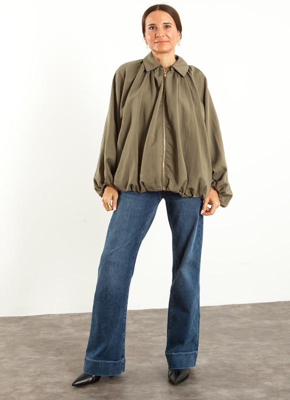 Chaqueta Pliegues Mujer | Diseño Elegante y Actual | Premonición.online