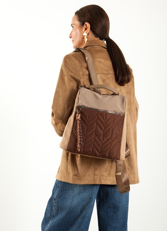 Mochila Nylon Mujer | Ligera, Práctica y Versátil | Premonición.online