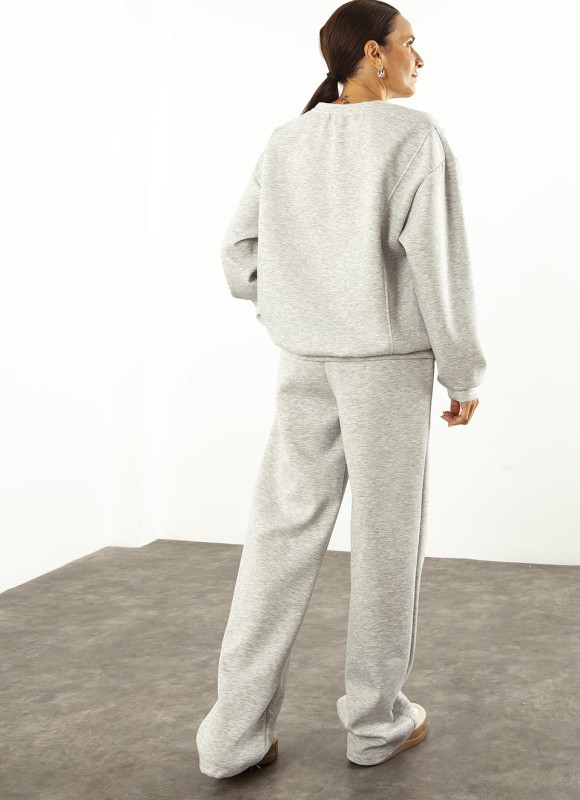 Conjunto Deportivo Mujer | Pantalón y Sudadera | Premonición.online