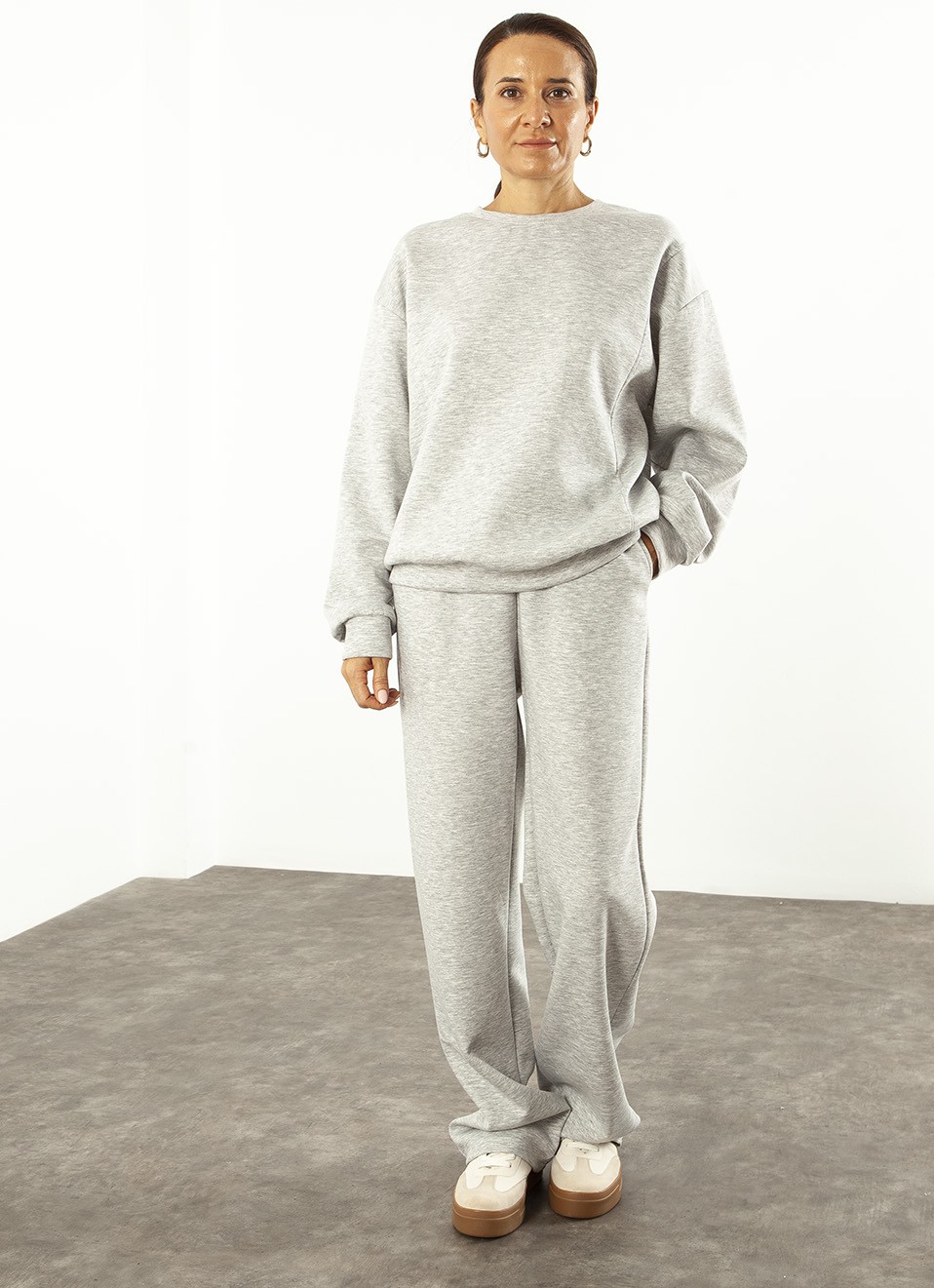 Conjunto Deportivo Mujer | Pantalón y Sudadera | Premonición.online
