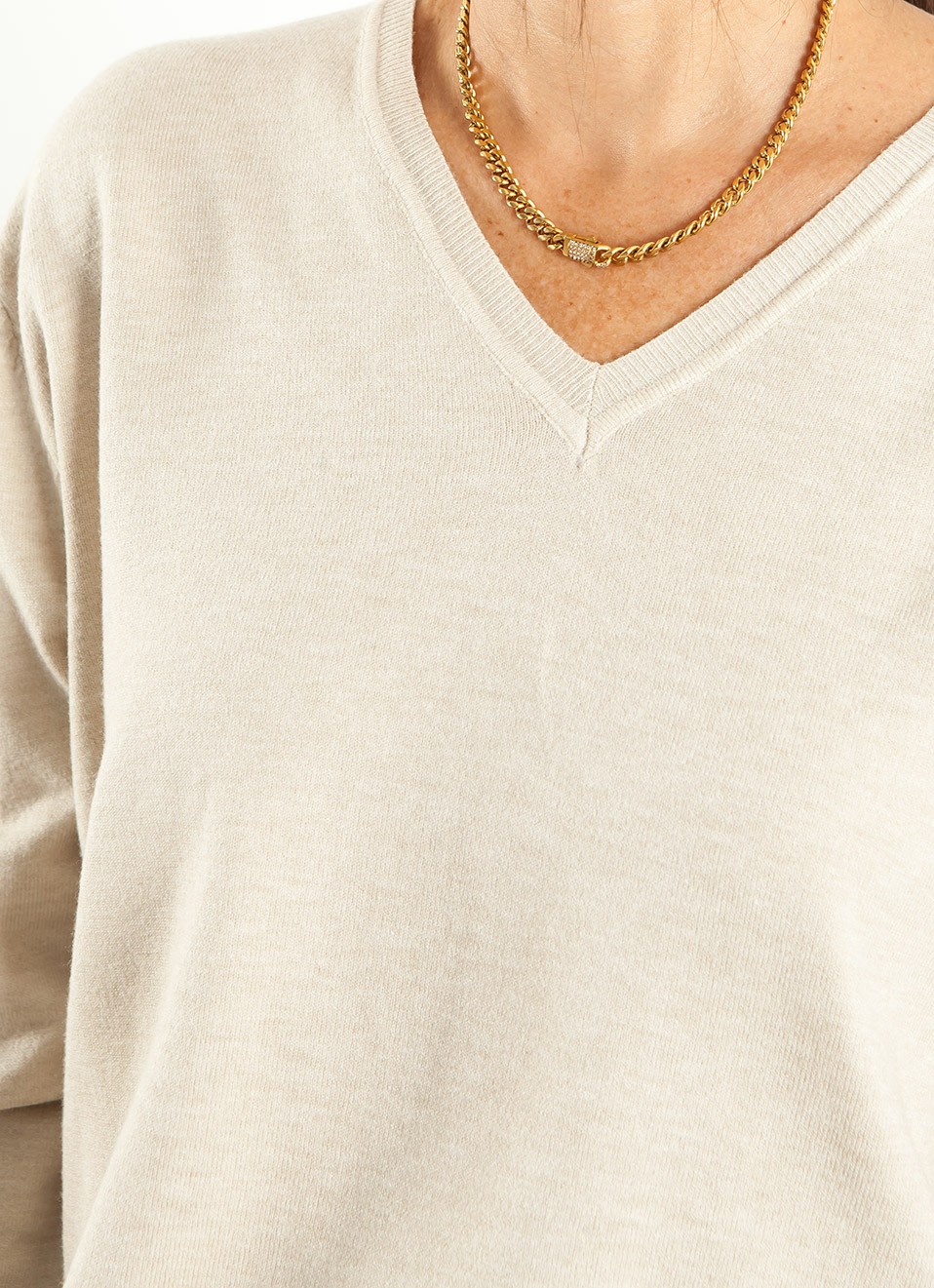 Jersey Oversize Cuello Pico Mujer | 7 Colores | Premonición.online