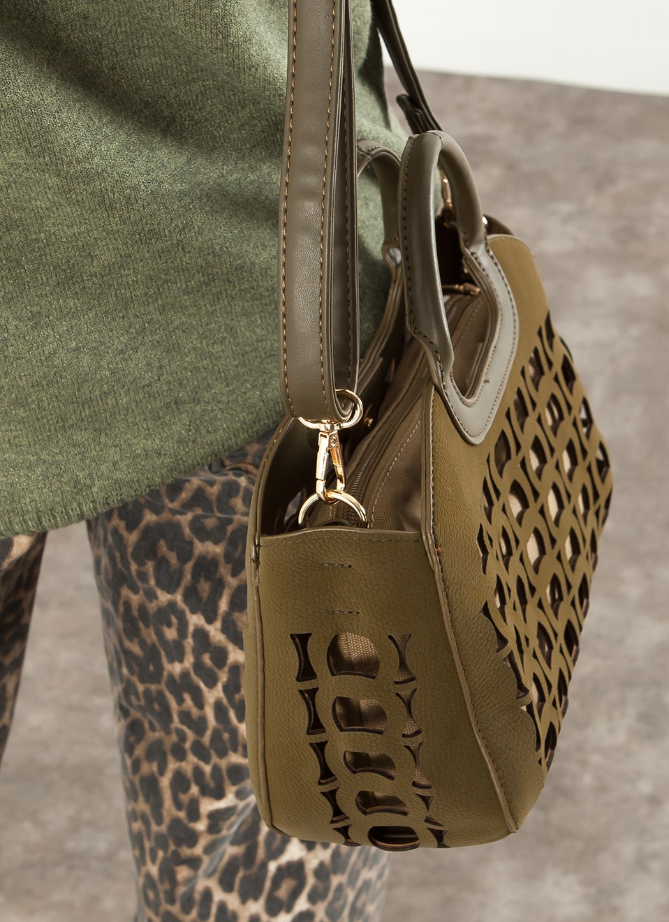 Bolso Troquelado Mujer | Diseño Calado | Premonición.online