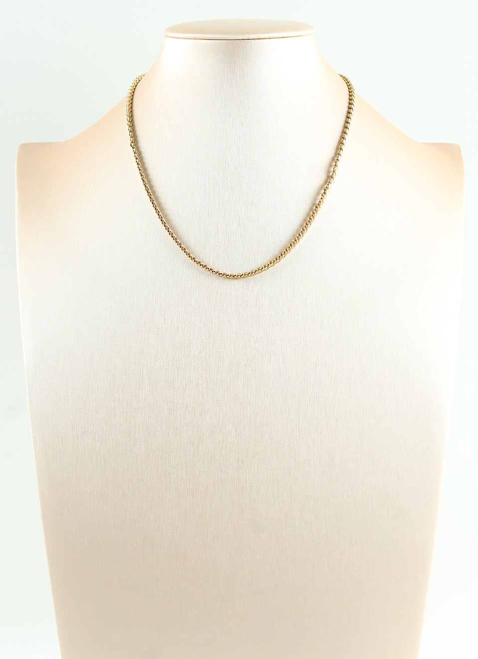 Collar de Acero para Mujer Elegante y Moderno | Premonición.online