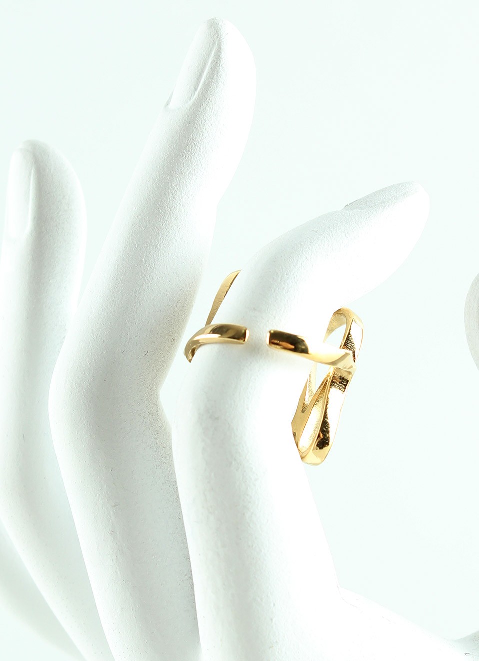 Anillo de acero