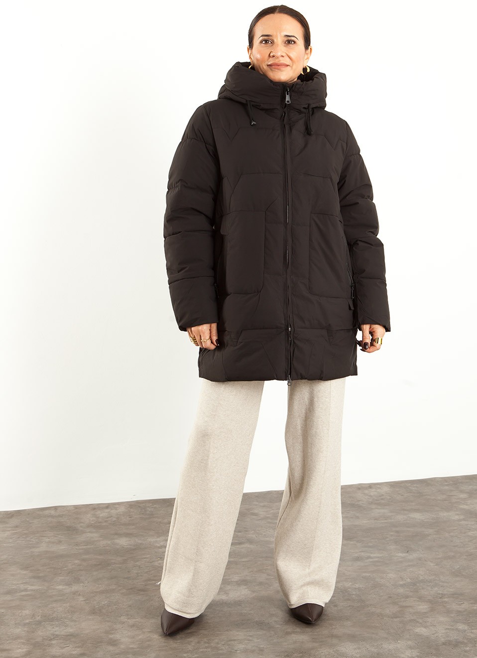 Abrigo Cuello Chimenea Mujer Kaki, Negro y Marrón | Premonición.online