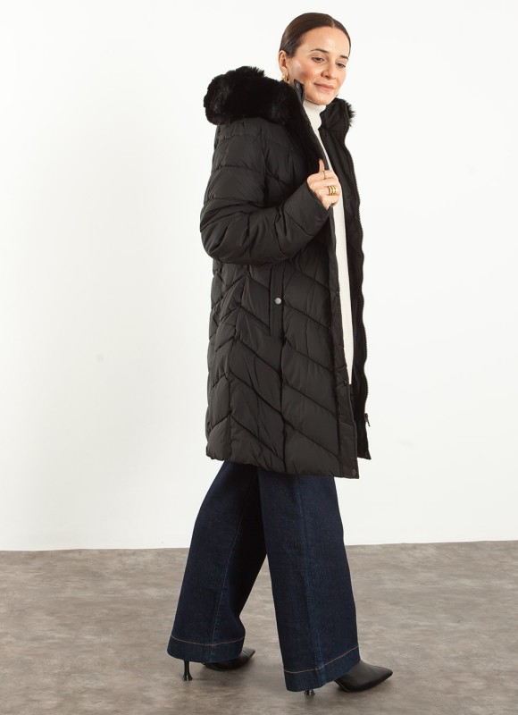 Abrigo Acolchado Mujer Beige, Negro y Vino | Premonición.online