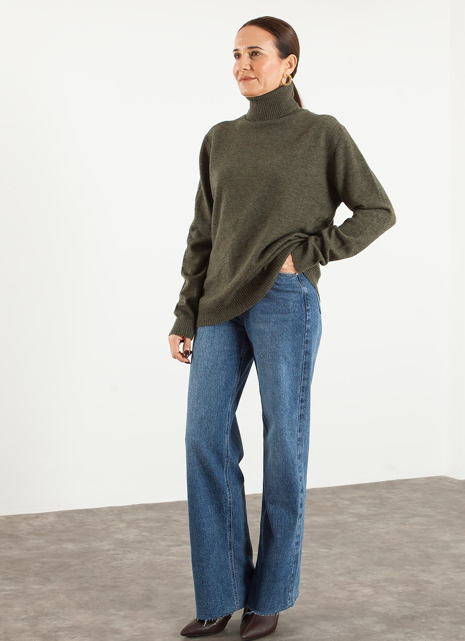 Jersey Básico Cuello Alto Tacto Suave Mujer | 17€ | Premonición.online