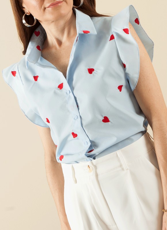 Camisa corazones bordados