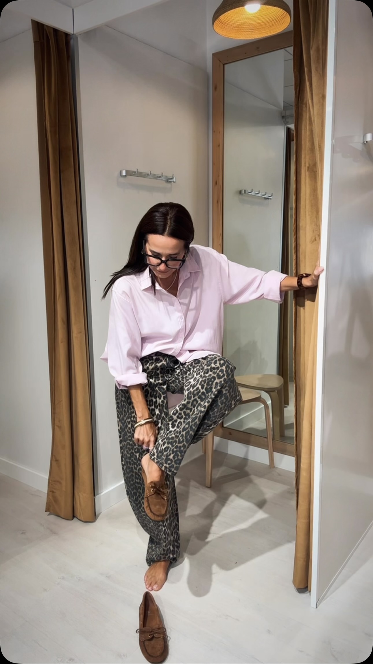 🤎 OOTD 🤎

Ya lo tienes disponible en tienda y online...